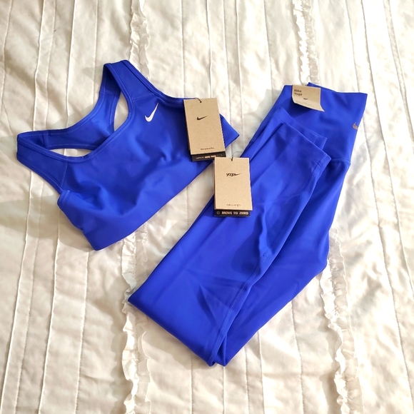 Bundle of Yoga's Legging set with top - Picture 3 of 10